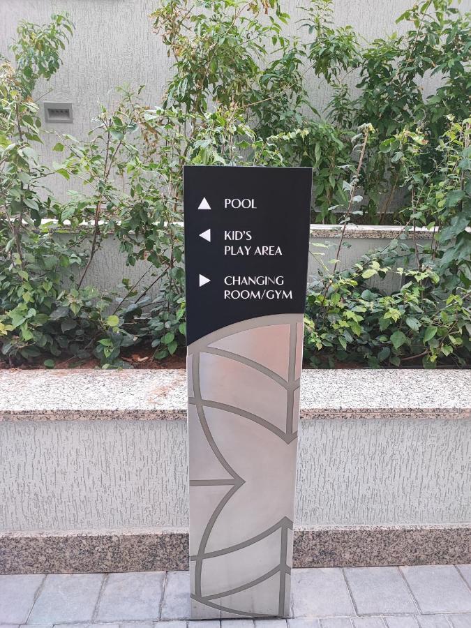 Beautiful 2 Bedroom Next To Business Bay - Sobha Creek Vista Dubai Exterior foto