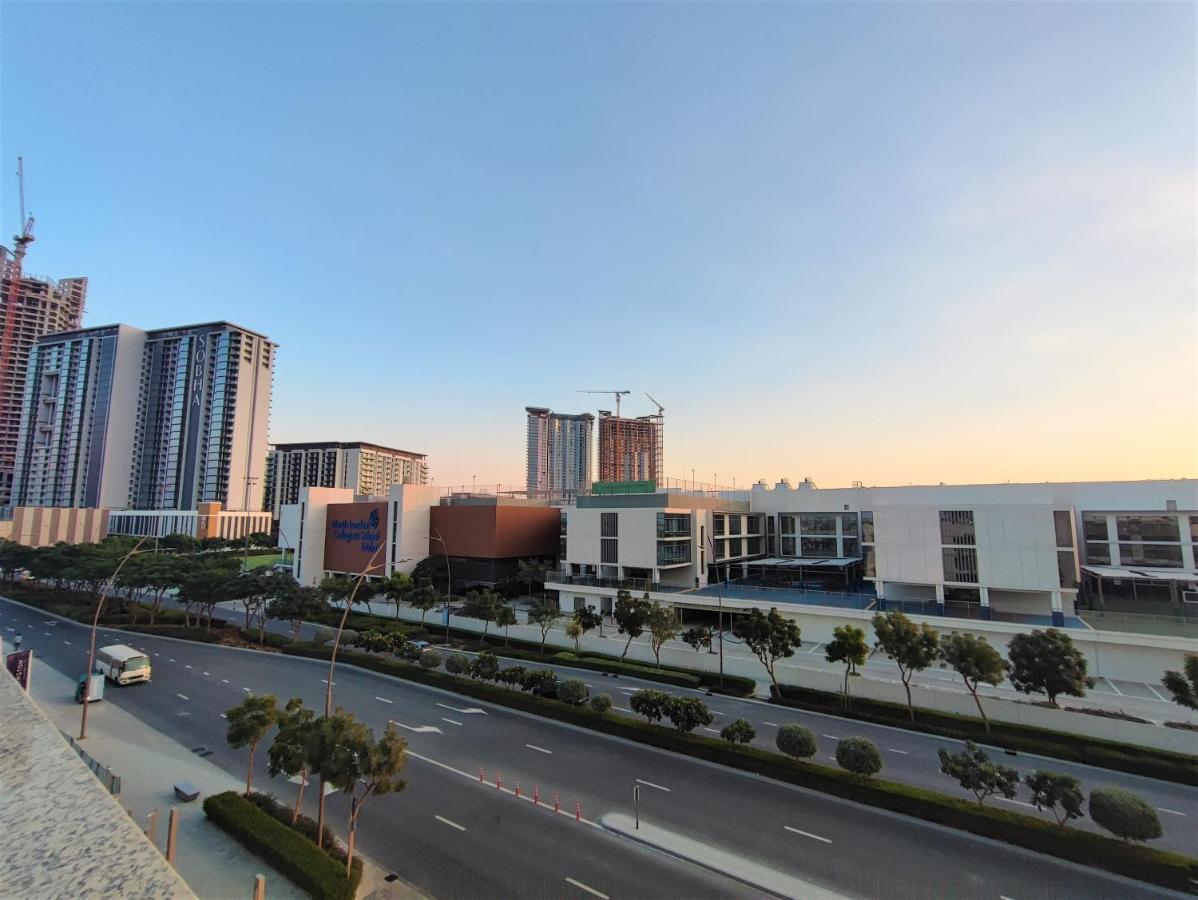 Beautiful 2 Bedroom Next To Business Bay - Sobha Creek Vista Dubai Exterior foto
