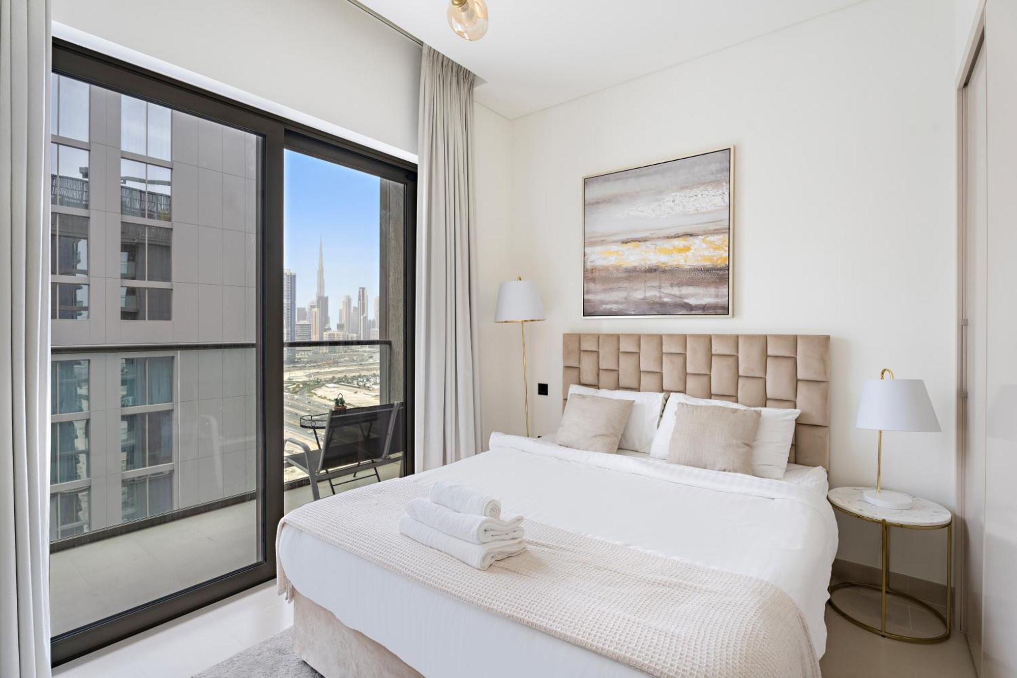 Beautiful 2 Bedroom Next To Business Bay - Sobha Creek Vista Dubai Exterior foto